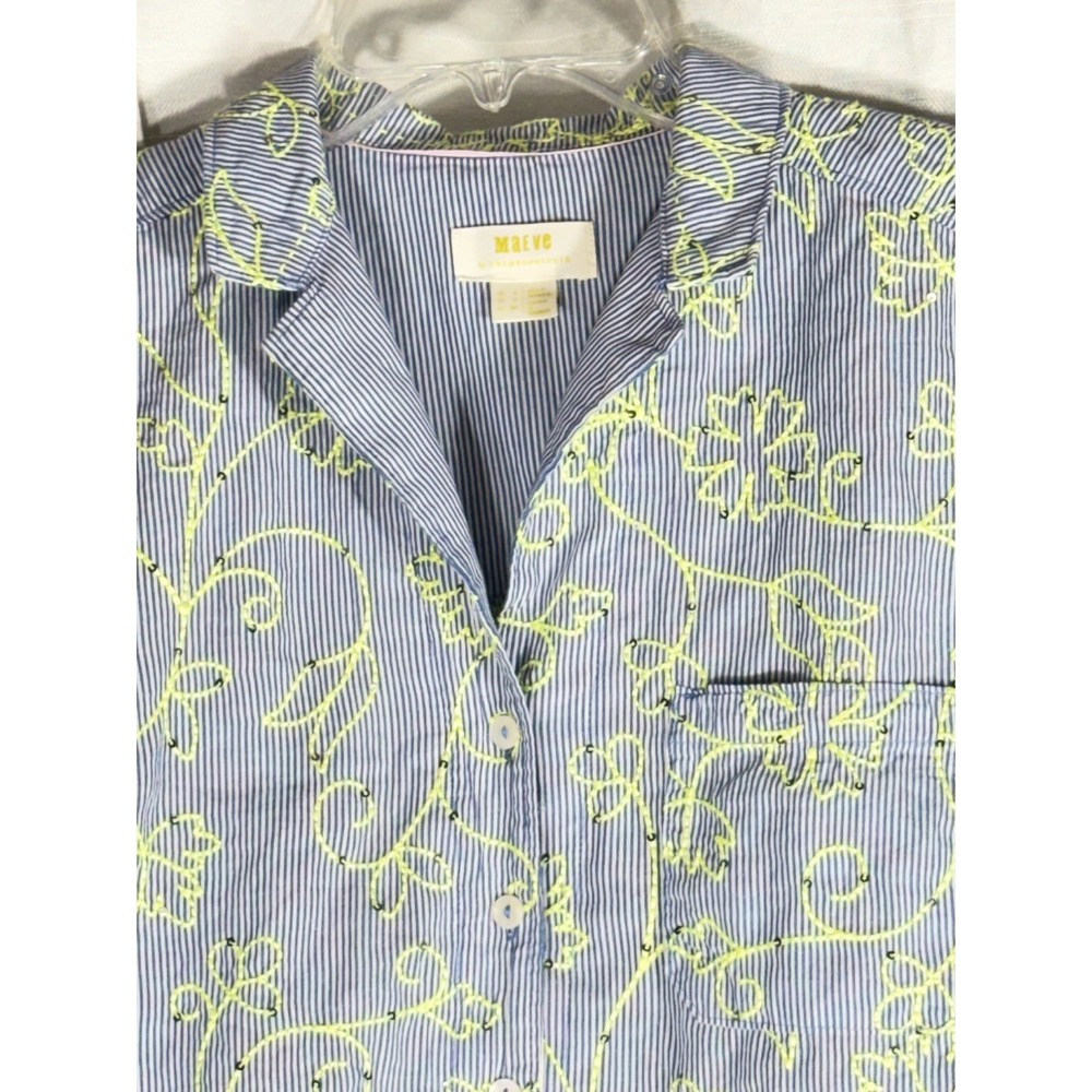 Maeve Anthropologie Embroidered Button Up Top Size 0 Blue Green Floral Cropped